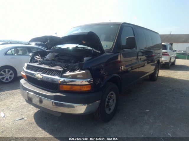 Photo 3 VIN: 1GA2G1DG2A1167823 - CHEVROLET EXPRESS PASSENGER 