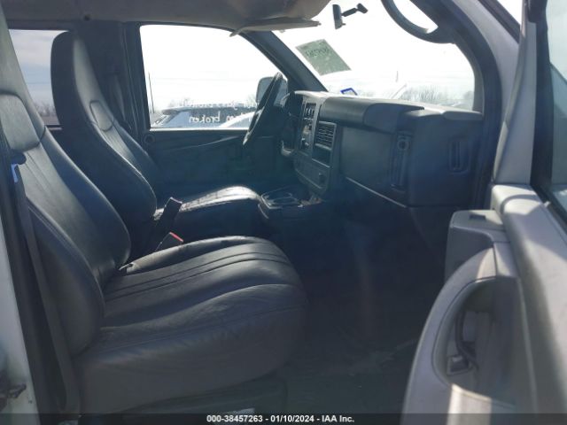 Photo 4 VIN: 1GA2GZDG0A1175210 - CHEVROLET EXPRESS 3500 