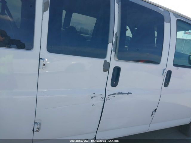 Photo 5 VIN: 1GA2GZDG0A1175210 - CHEVROLET EXPRESS 3500 