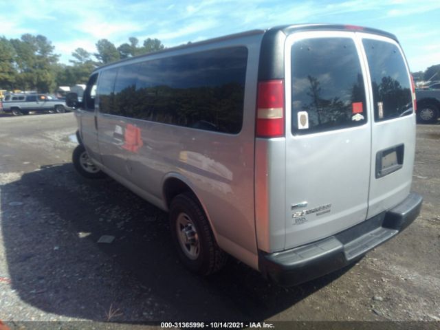 Photo 2 VIN: 1GA2GZDG1A1163132 - CHEVROLET EXPRESS PASSENGER 