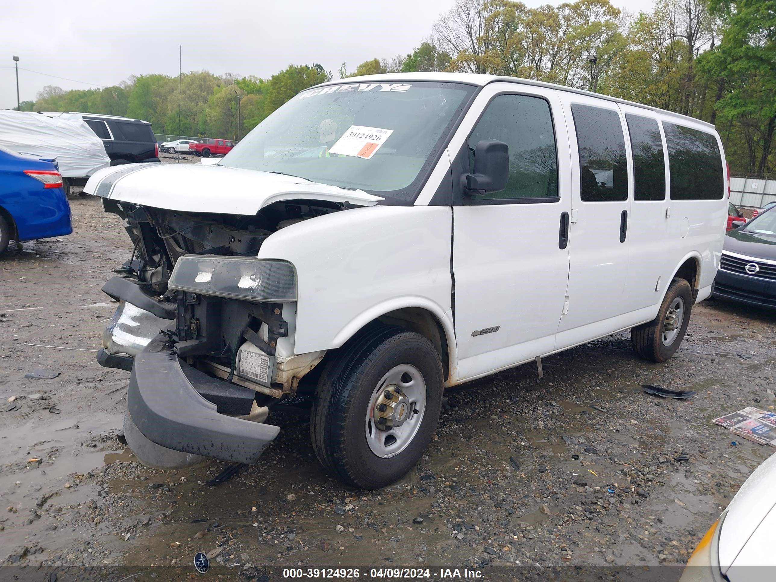 Photo 1 VIN: 1GAGG25U441219067 - CHEVROLET EXPRESS 