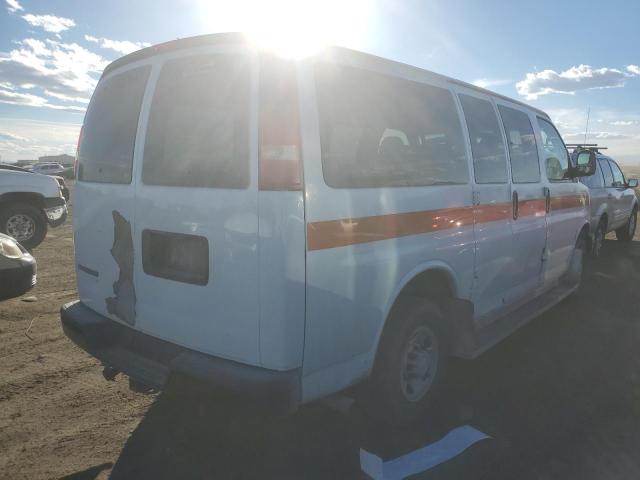 Photo 2 VIN: 1GAHG35K881229325 - CHEVROLET EXPRESS 