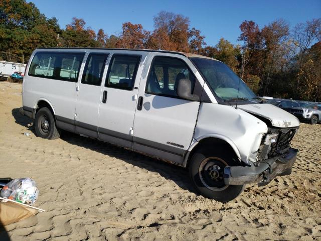 Photo 3 VIN: 1GAHG39JXY1264661 - CHEVROLET EXPRESS 