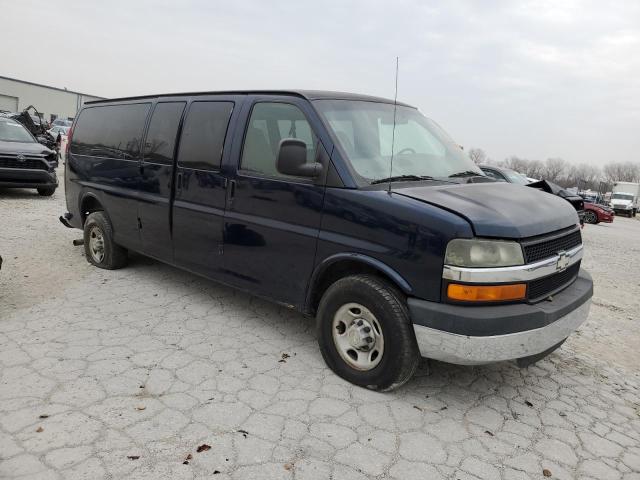 Photo 3 VIN: 1GAHG39K081203179 - CHEVROLET EXPRESS 