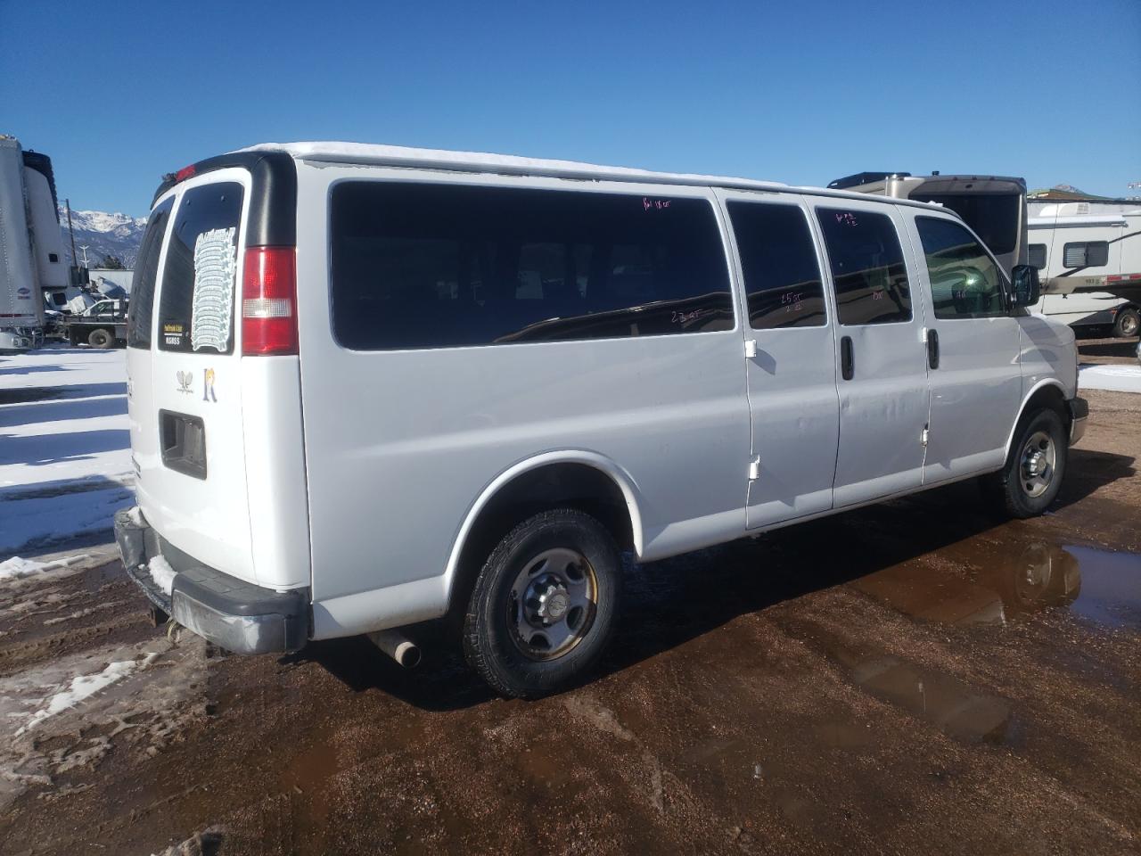 Photo 2 VIN: 1GAHG39K181177708 - CHEVROLET EXPRESS 