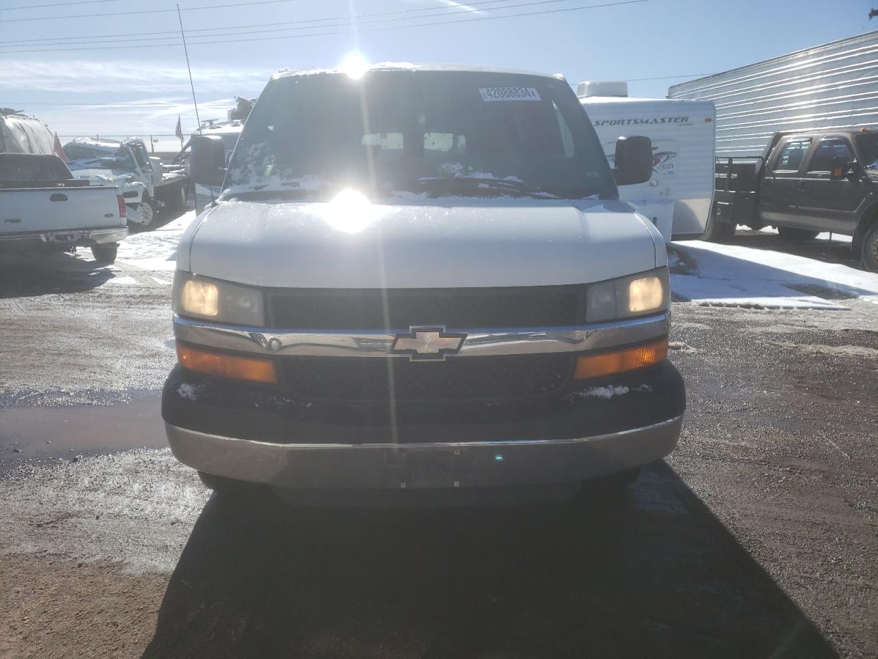 Photo 4 VIN: 1GAHG39K181177708 - CHEVROLET EXPRESS 