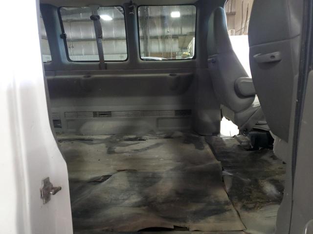 Photo 9 VIN: 1GAHG39U471172079 - CHEVROLET EXPRESS 