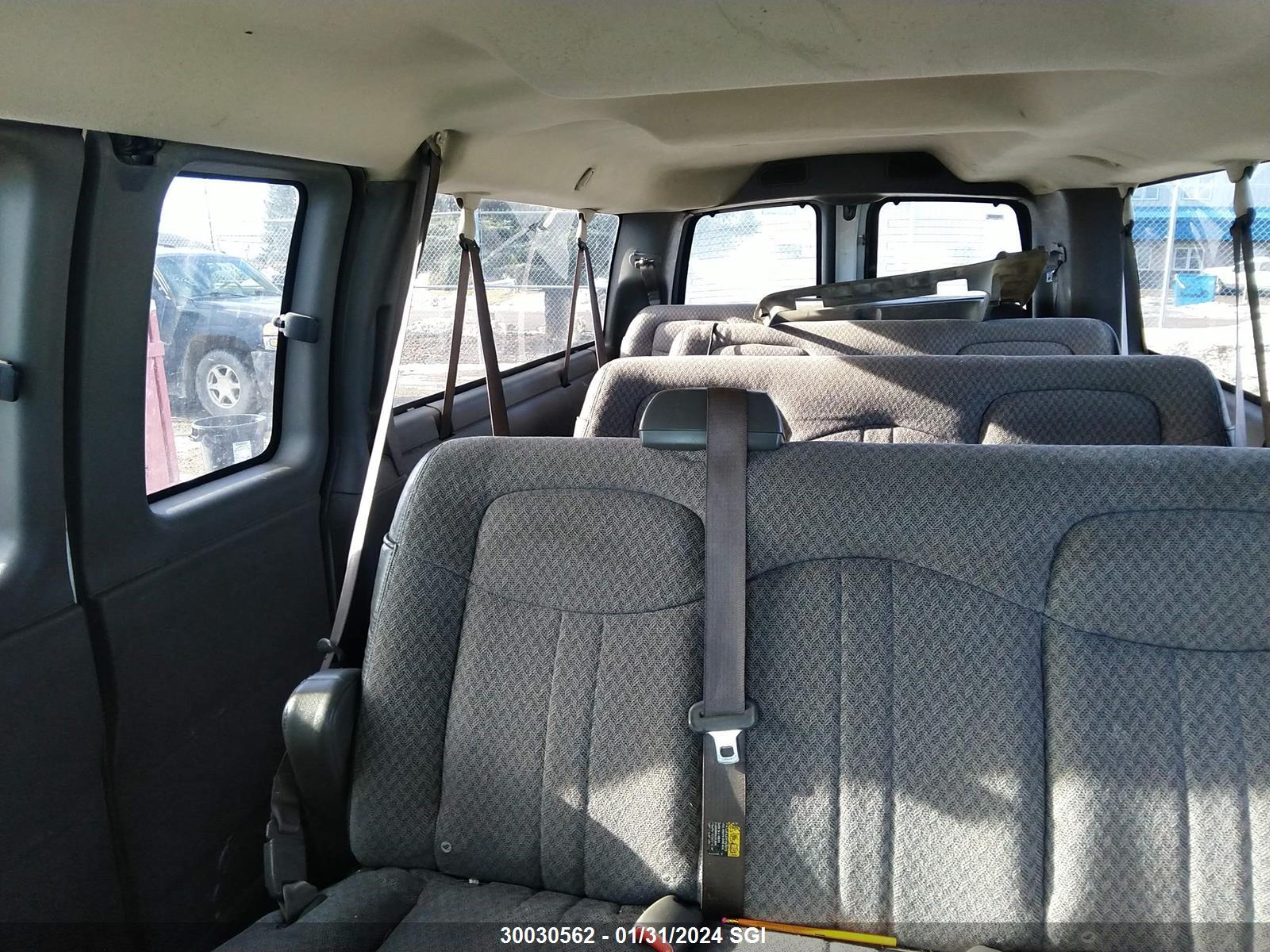 Photo 7 VIN: 1GAHG39U651257891 - CHEVROLET EXPRESS 