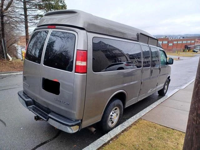 Photo 3 VIN: 1GAHG39U761117155 - CHEVROLET EXPRESS G3 