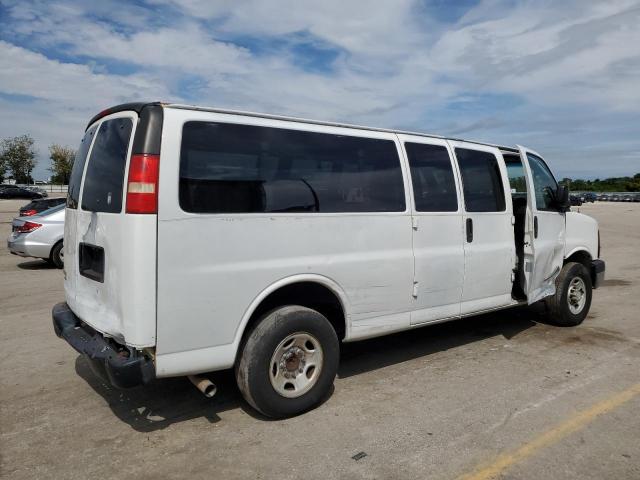 Photo 2 VIN: 1GAHG39U871155849 - CHEVROLET EXPRESS 