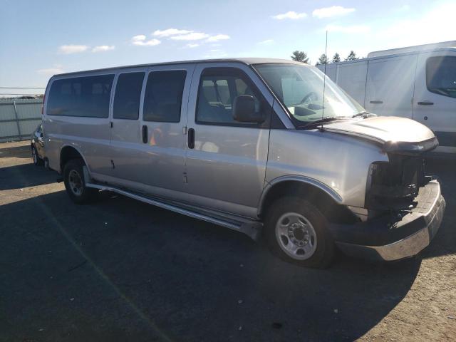 Photo 3 VIN: 1GAHG39UX71240269 - CHEVROLET EXPRESS 