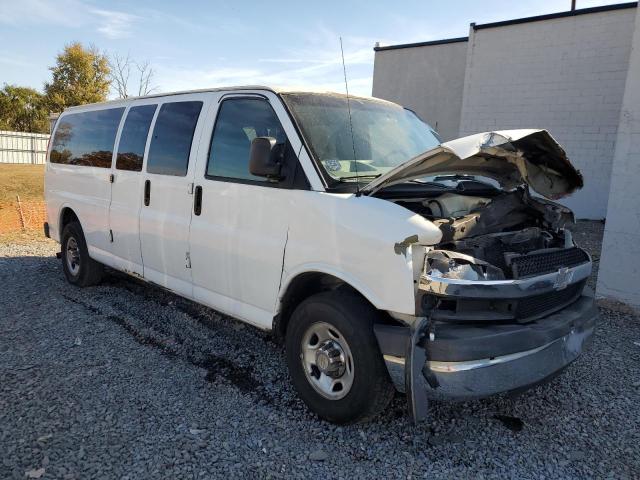 Photo 3 VIN: 1GAHG39UX71253989 - CHEVROLET EXPRESS G3 