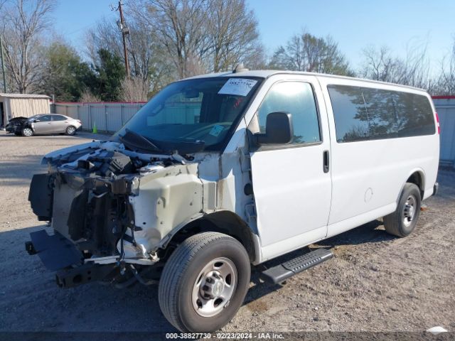 Photo 5 VIN: 1GAWGEFP0L1263328 - CHEVROLET EXPRESS PASSENGER 