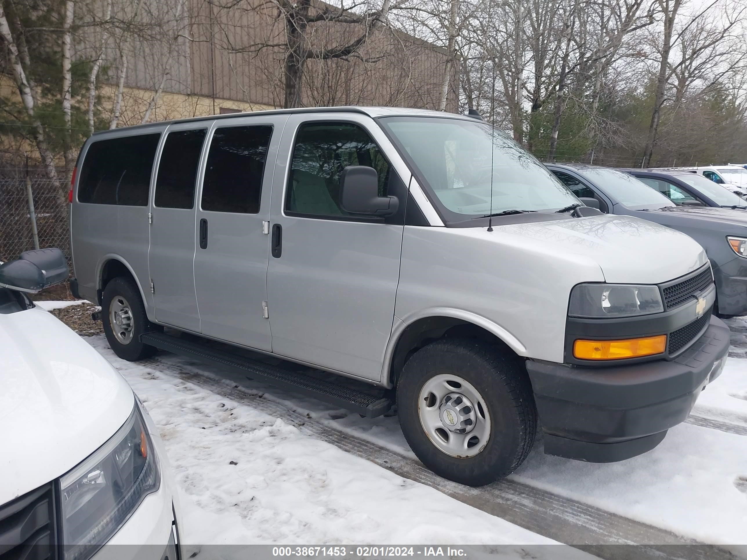 Photo 0 VIN: 1GAWGEFP4M1237591 - CHEVROLET EXPRESS 