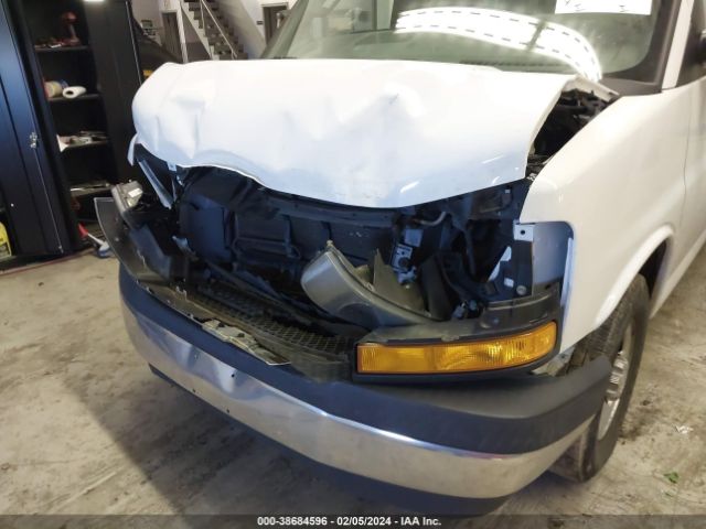 Photo 5 VIN: 1GAWGFFG0J1273490 - CHEVROLET EXPRESS 2500 