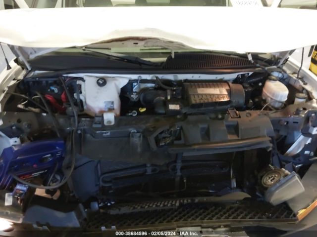 Photo 9 VIN: 1GAWGFFG0J1273490 - CHEVROLET EXPRESS 2500 