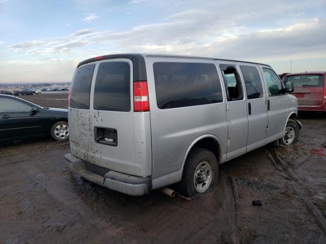 Photo 2 VIN: 1GAWGFFG4G1324336 - CHEVROLET EXPRESS 