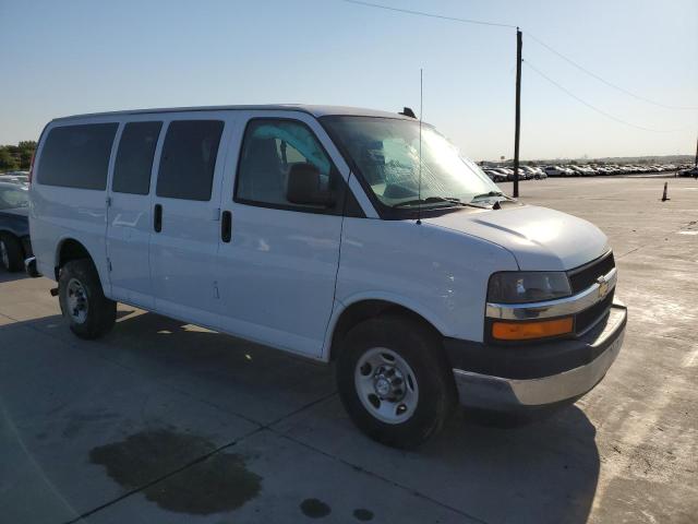 Photo 3 VIN: 1GAWGFFG9H1334779 - CHEVROLET EXPRESS G2 