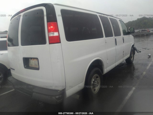 Photo 3 VIN: 1GAWGFFG9J1273777 - CHEVROLET EXPRESS PASSENGER 