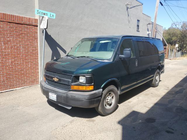 Photo 1 VIN: 1GAWGPFA2B1150454 - CHEVROLET EXPRESS PASSENGER 