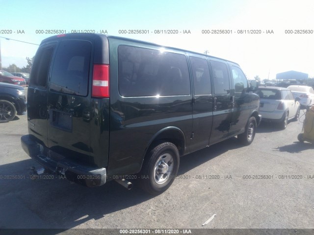 Photo 3 VIN: 1GAWGPFA2B1150454 - CHEVROLET EXPRESS PASSENGER 