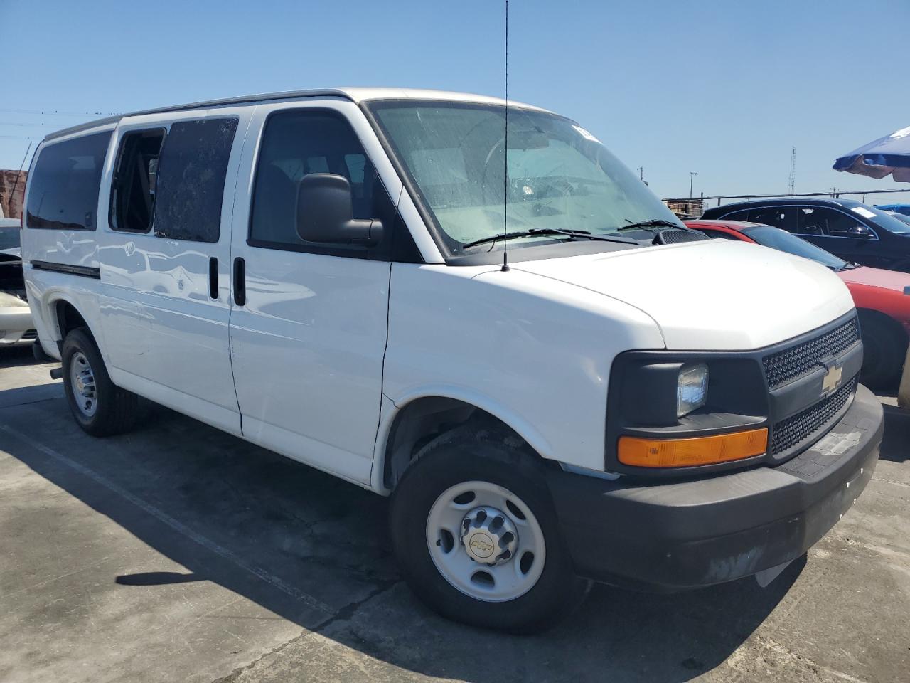 Photo 3 VIN: 1GAWGPFA4D1189176 - CHEVROLET EXPRESS 