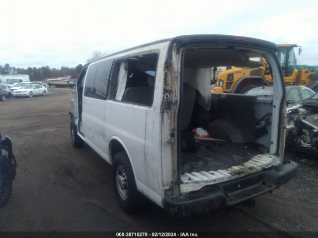 Photo 2 VIN: 1GAWGPFG3E1118265 - CHEVROLET EXPRESS 2500 