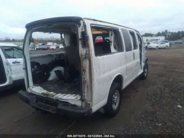 Photo 3 VIN: 1GAWGPFG3E1118265 - CHEVROLET EXPRESS 2500 