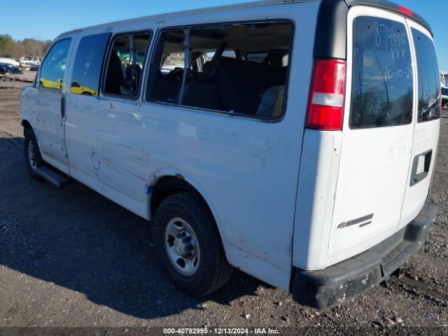 Photo 2 VIN: 1GAWGPFG5F1262160 - CHEVROLET EXPRESS 