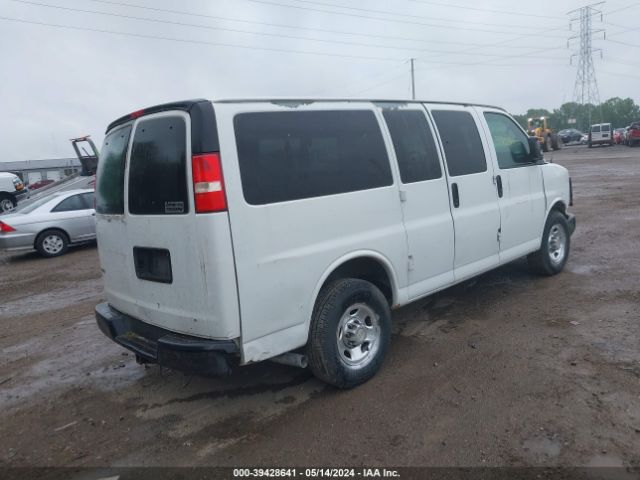 Photo 3 VIN: 1GAWGPFGXB1148794 - CHEVROLET EXPRESS 2500 