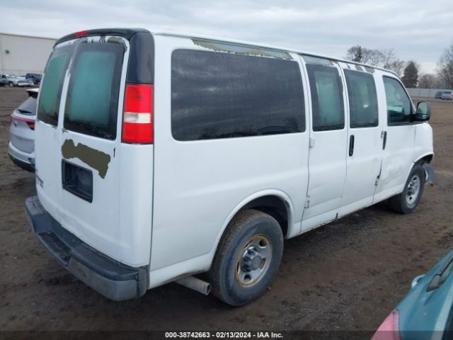 Photo 3 VIN: 1GAWGRFA3B1140592 - CHEVROLET EXPRESS 2500 