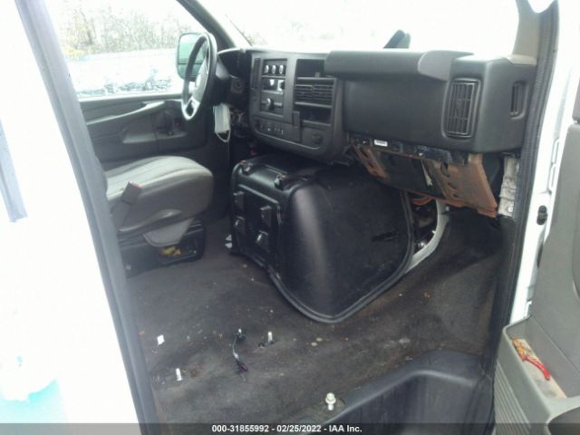 Photo 4 VIN: 1GAWGRFF1F1226467 - CHEVROLET EXPRESS PASSENGER 