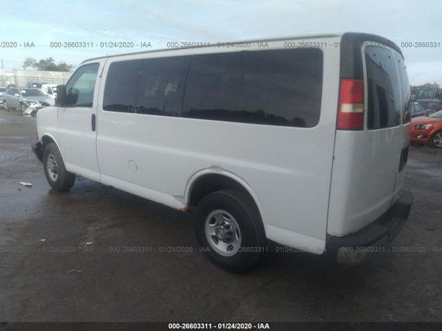 Photo 2 VIN: 1GAWGRFG3E1165372 - CHEVROLET EXPRESS PASSENGER 