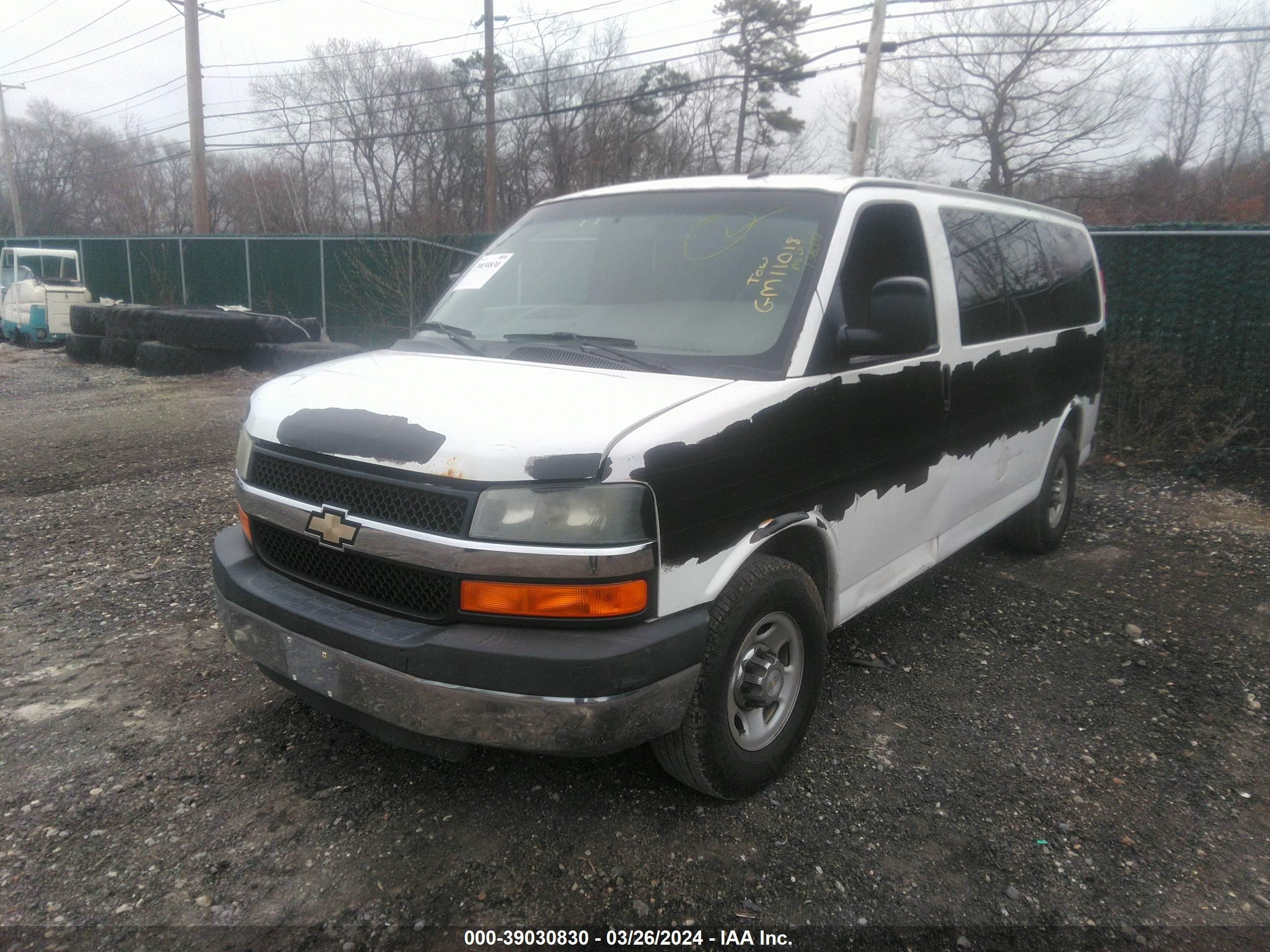 Photo 1 VIN: 1GAWGRFG4B1144283 - CHEVROLET EXPRESS 