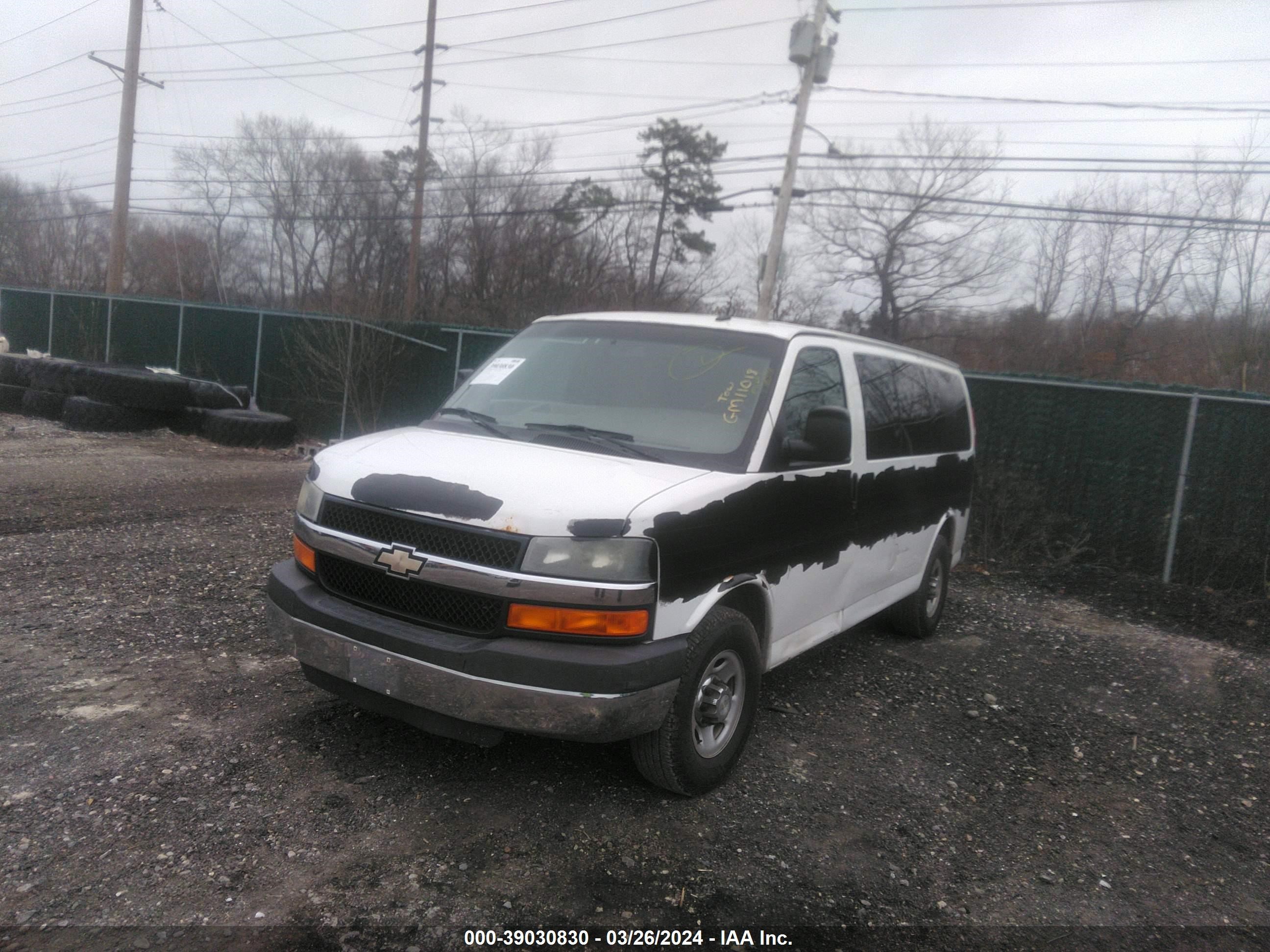 Photo 5 VIN: 1GAWGRFG4B1144283 - CHEVROLET EXPRESS 