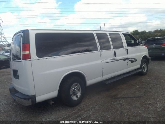 Photo 3 VIN: 1GAZG1FG0F1131096 - CHEVROLET EXPRESS PASSENGER 