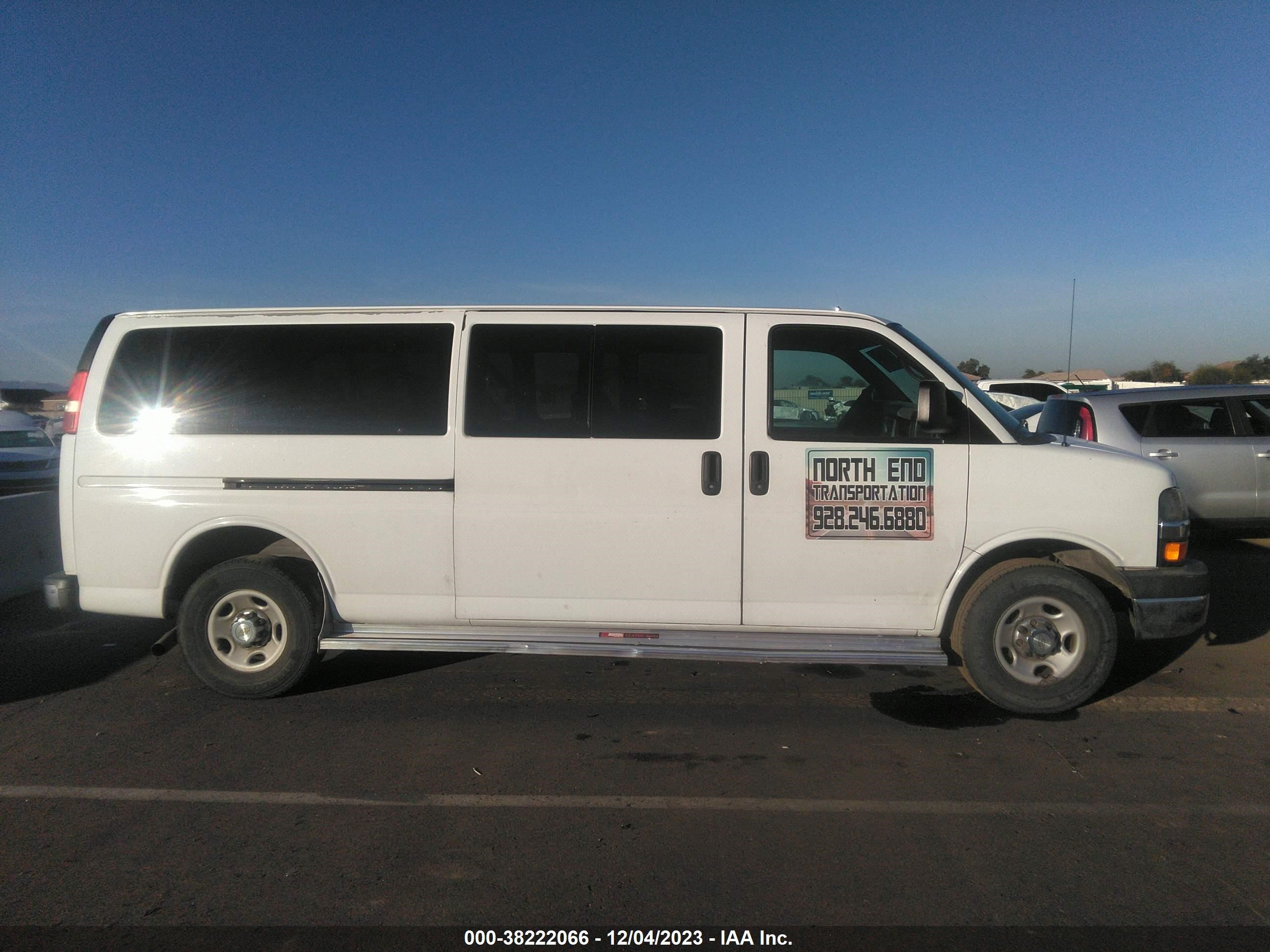 Photo 12 VIN: 1GAZG1FG1C1140644 - CHEVROLET EXPRESS 