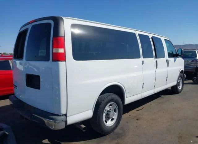 Photo 3 VIN: 1GAZG1FG2B1130526 - CHEVROLET EXPRESS 