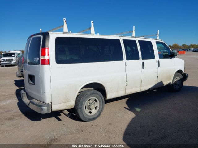 Photo 3 VIN: 1GAZG1FG2D1189997 - CHEVROLET EXPRESS 3500 