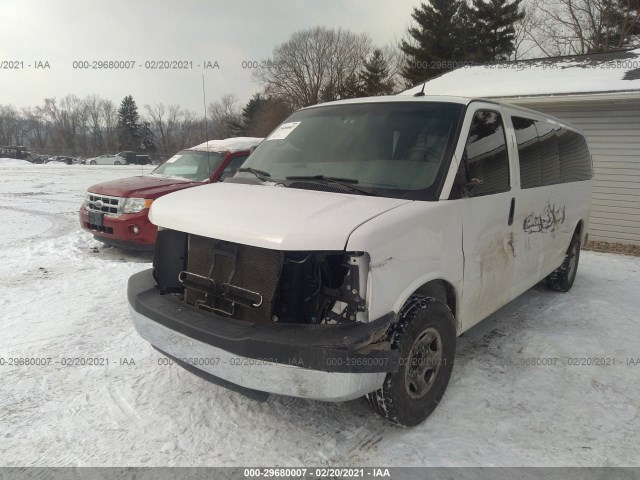 Photo 5 VIN: 1GAZG1FG2F1207207 - CHEVROLET EXPRESS PASSENGER 