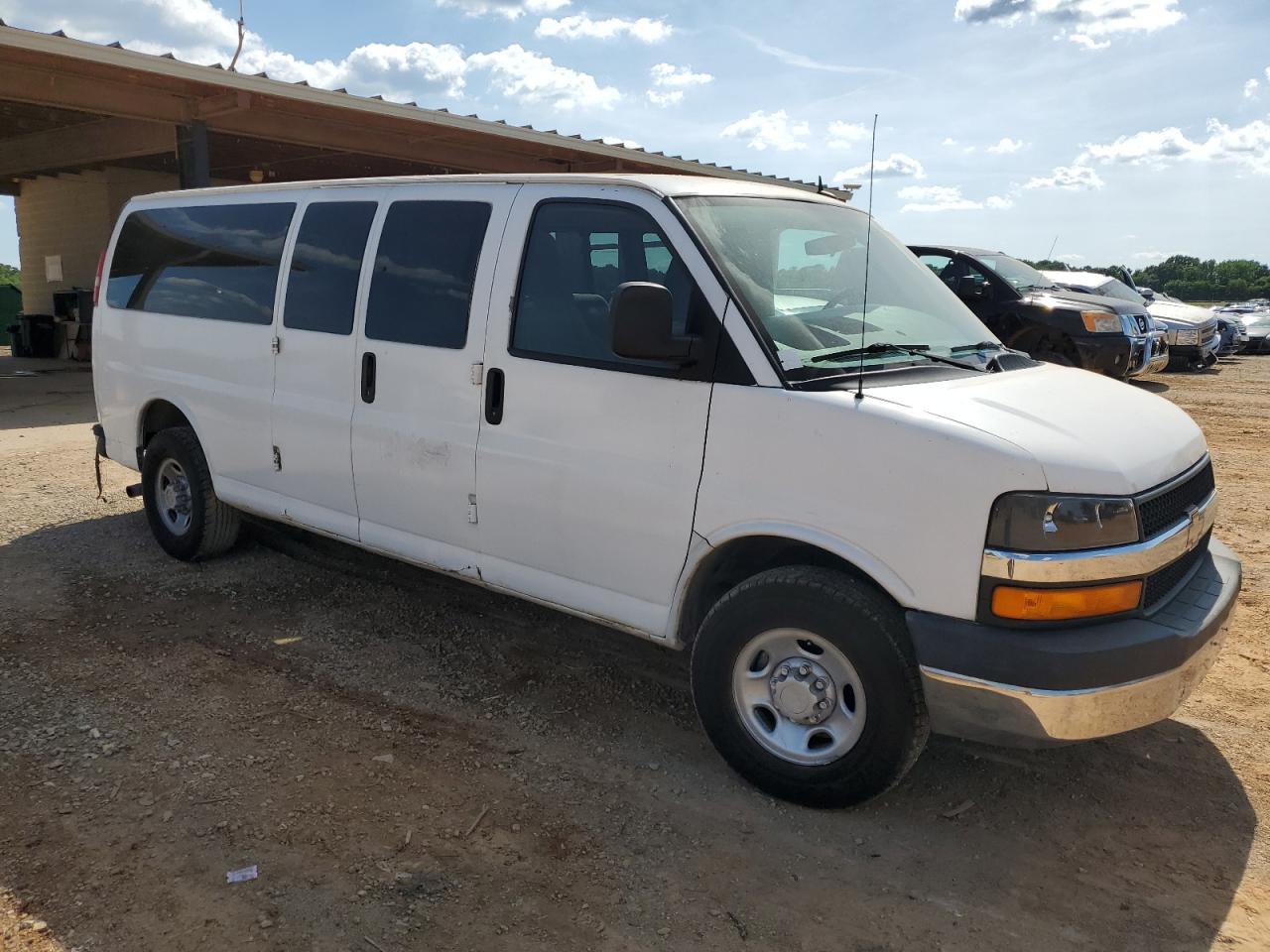 Photo 3 VIN: 1GAZG1FG5B1175444 - CHEVROLET EXPRESS 