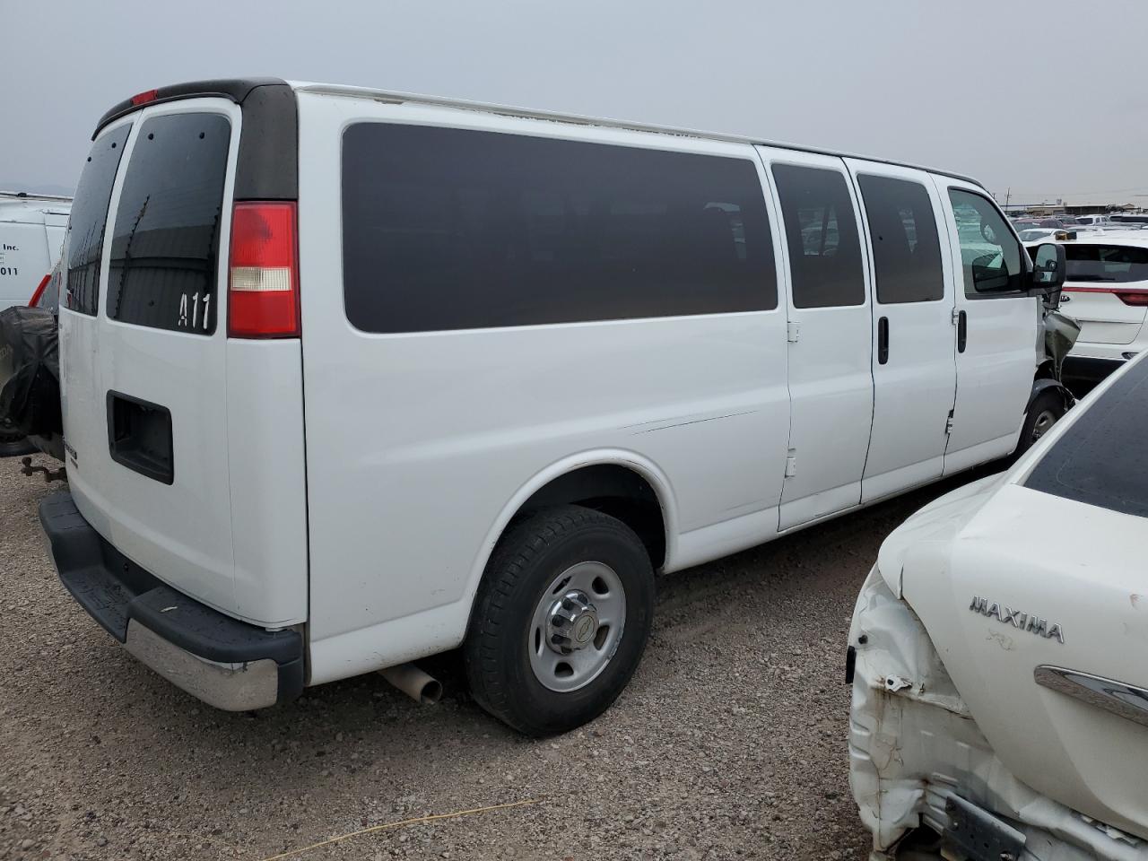 Photo 2 VIN: 1GAZG1FG6F1179475 - CHEVROLET EXPRESS 