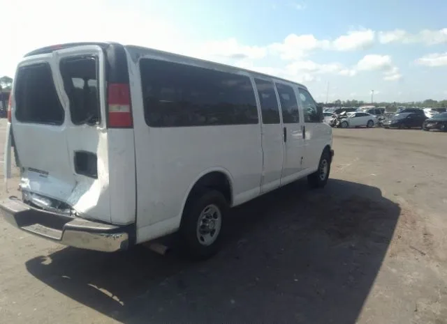 Photo 3 VIN: 1GAZG1FG8D1105634 - CHEVROLET EXPRESS PASSENGER 