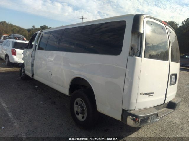 Photo 2 VIN: 1GAZG1FG8D1165140 - CHEVROLET EXPRESS PASSENGER 