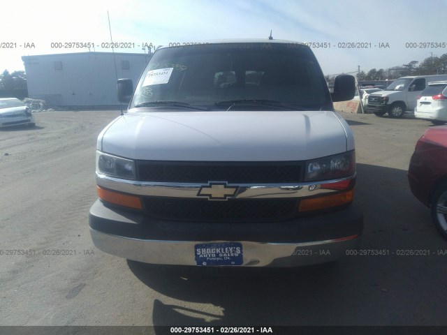 Photo 5 VIN: 1GAZG1FG9F1177011 - CHEVROLET EXPRESS PASSENGER 