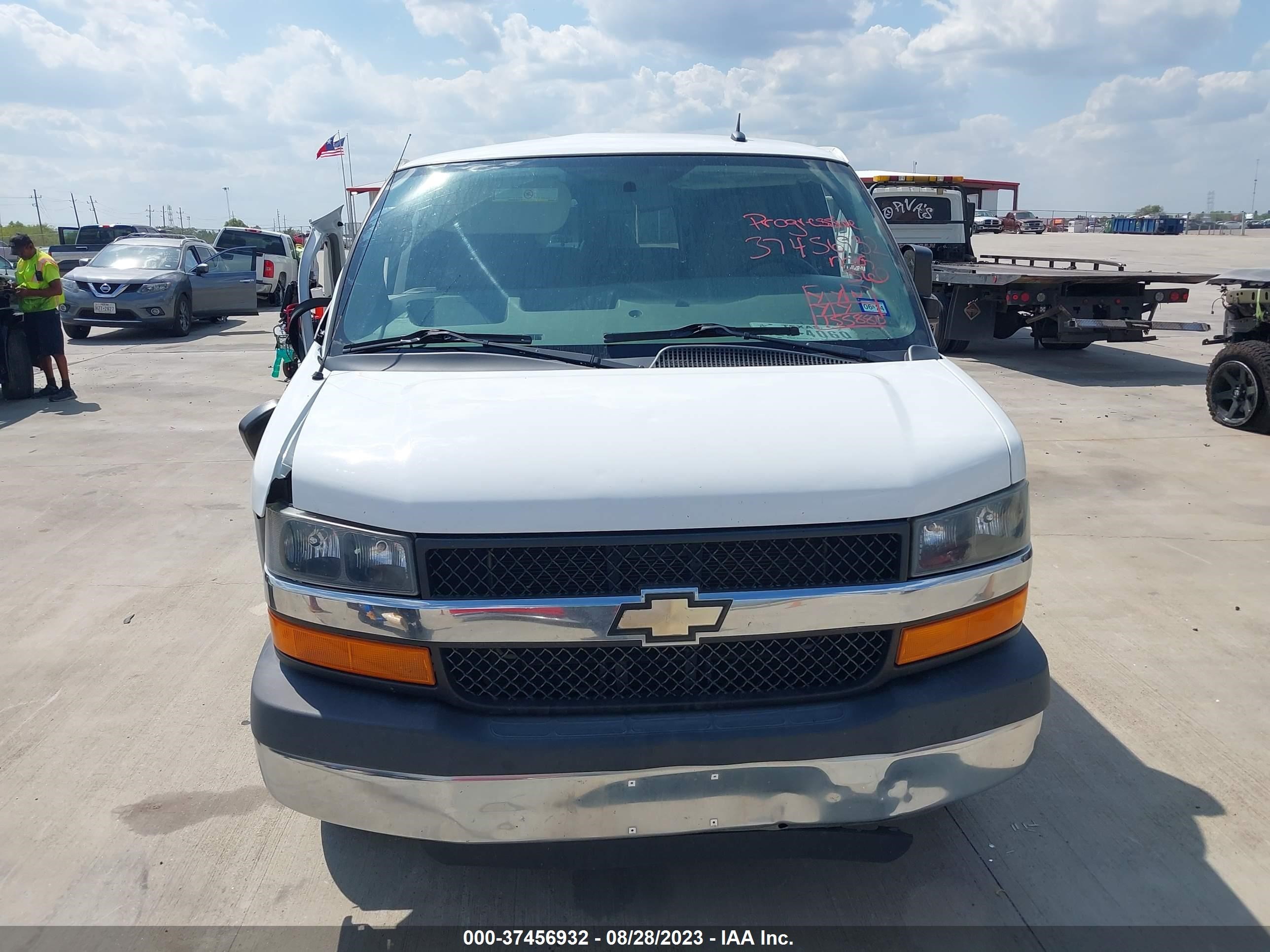 Photo 11 VIN: 1GAZG1FG9F1179115 - CHEVROLET EXPRESS 