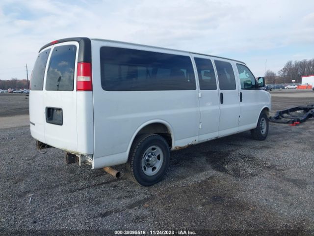 Photo 3 VIN: 1GAZG1FGXC1190054 - CHEVROLET EXPRESS 3500 