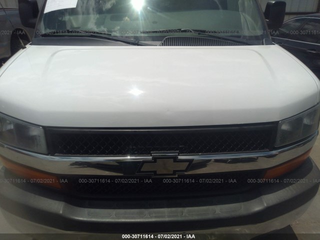 Photo 5 VIN: 1GAZG1FGXD1187365 - CHEVROLET EXPRESS PASSENGER 