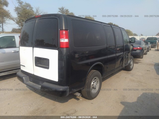 Photo 3 VIN: 1GAZGLFG5H1349114 - CHEVROLET EXPRESS PASSENGER 