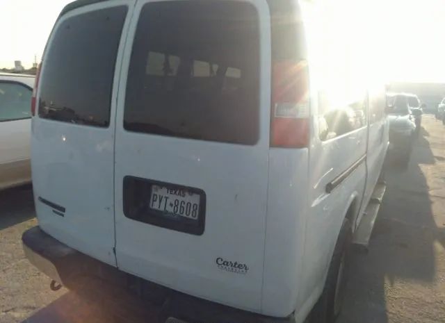 Photo 3 VIN: 1GAZGMFG0G1262502 - CHEVROLET EXPRESS PASSENGER 